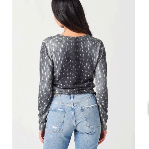 NAADAM CASHMERE Animal Print Crewneck Sweater Gray/White Size Medium - Picture 3 of 11